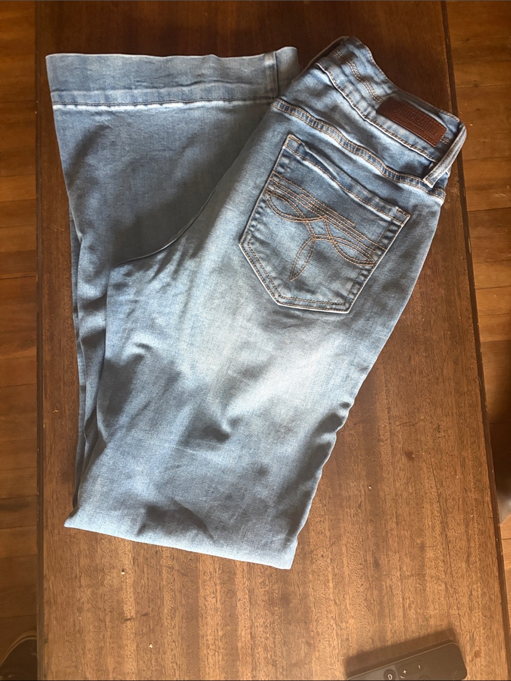Women’s Light Wash Bootcut Jeans — Comfortable Stretch Denim